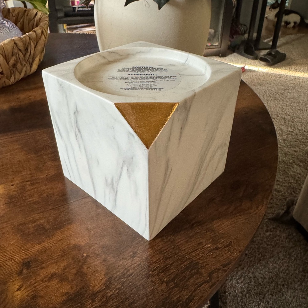 Bath & Body Works Marble and Gold Candle Holder